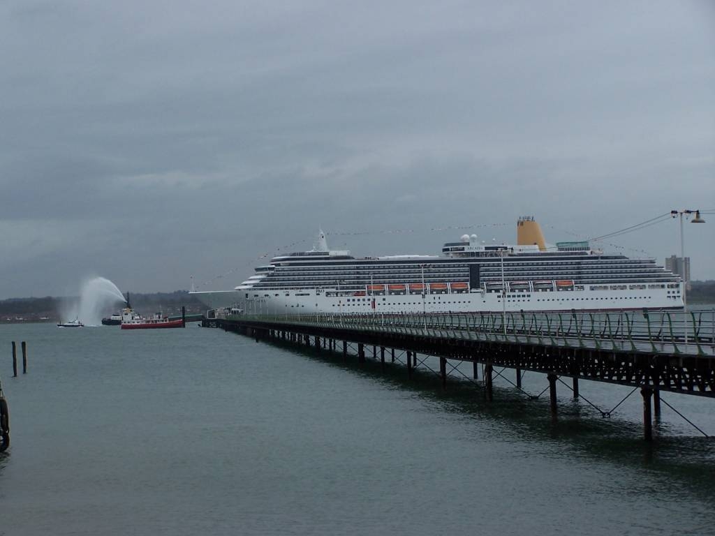  New Arcadia Hythe Pier